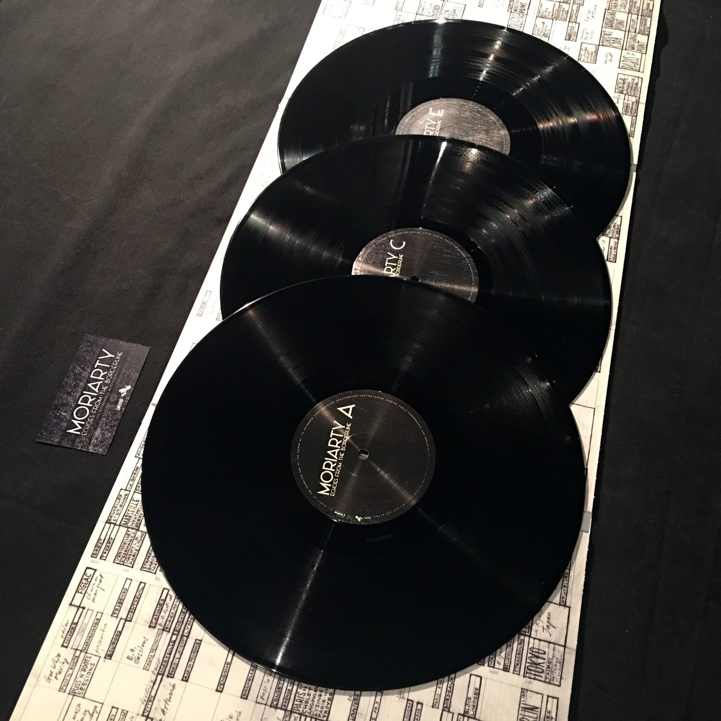 TRIPLE VINYLES - ECHOES FROM THE BORDERLINE